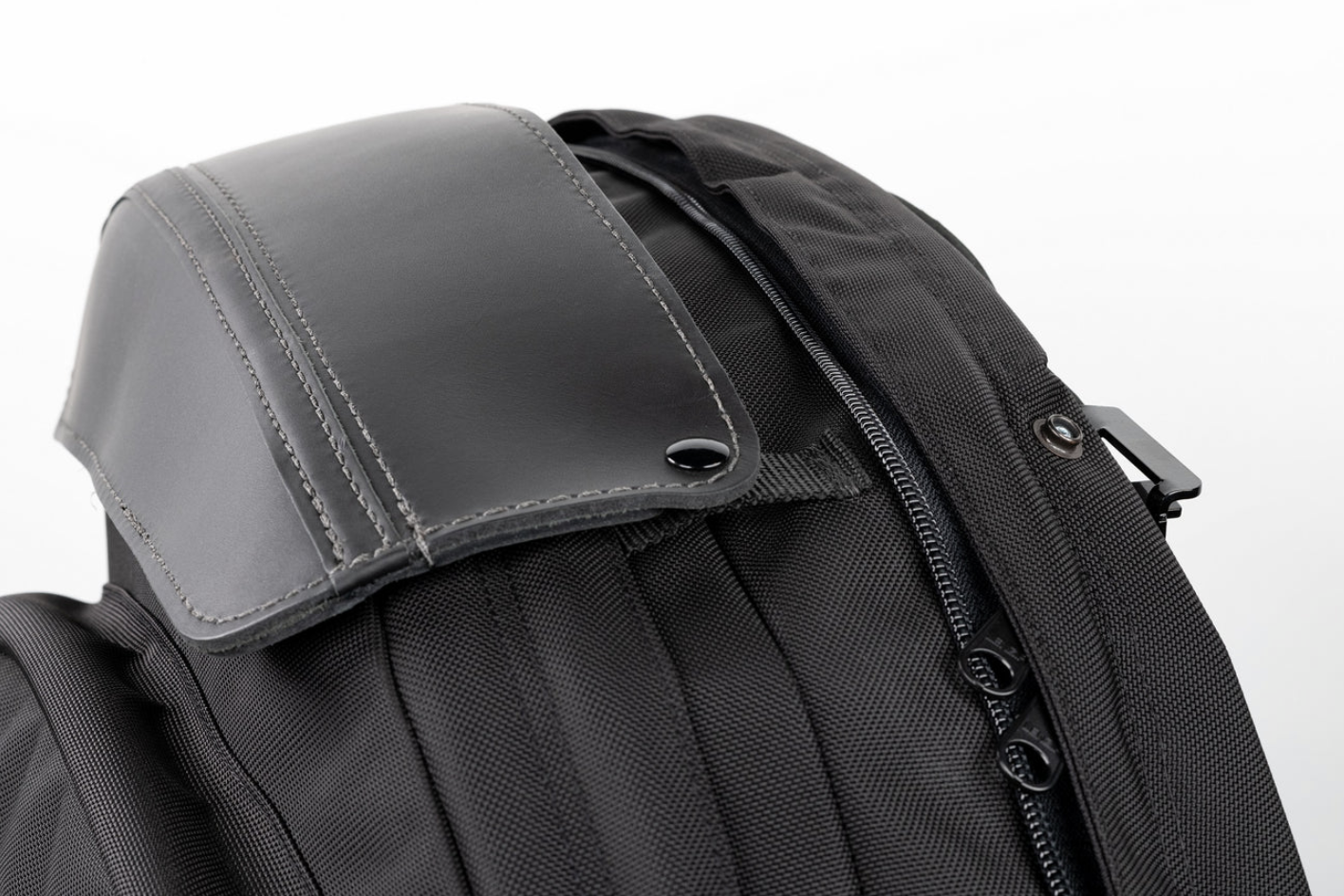 RETRO SERIES V3 DYNA SADDLEBAGS - BALLISTIC NYLON