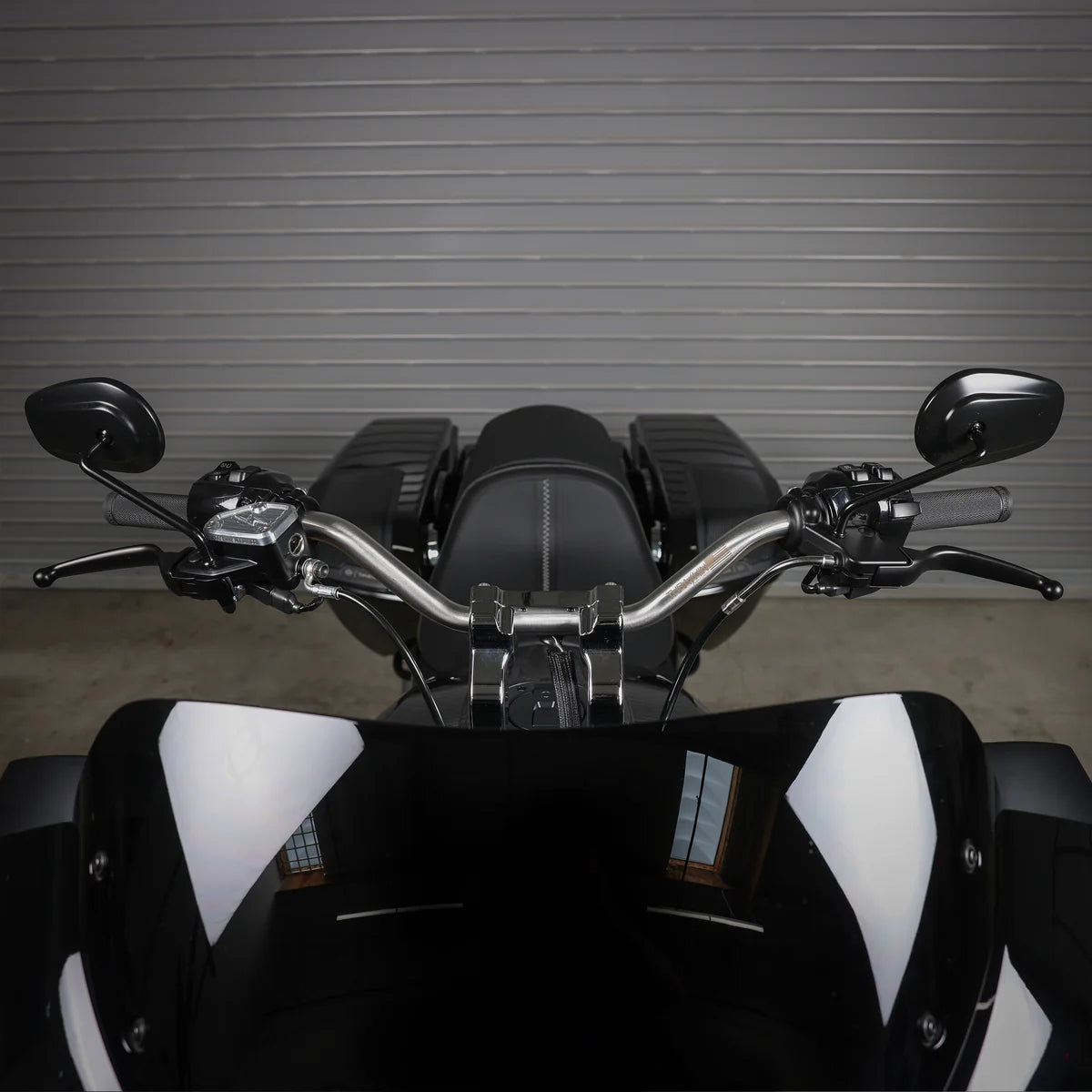 Thrashin Supply 2024 FLH / FLTRX Mid Bend Bars - Stainless