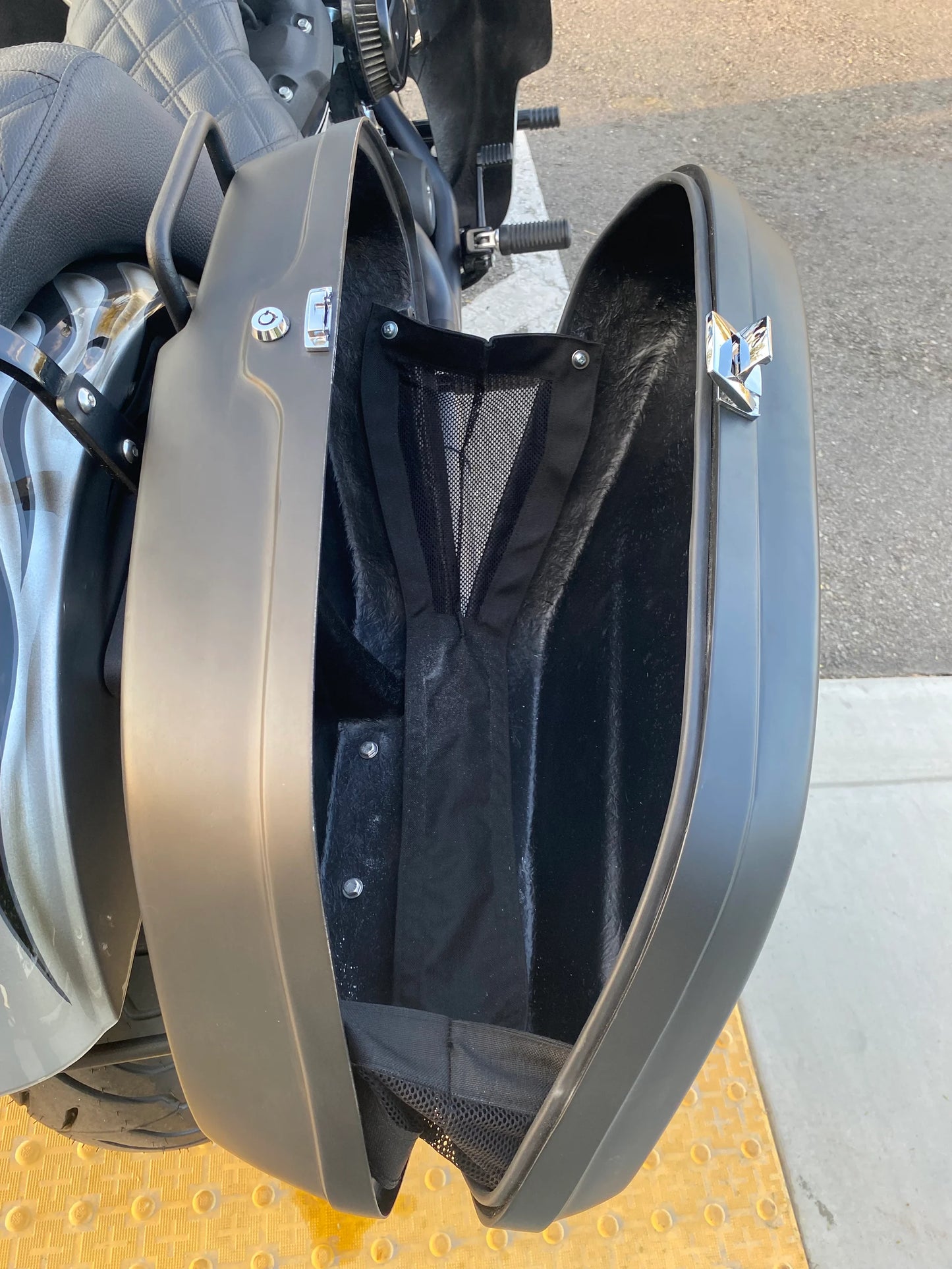 JD CUSTOMS ST STYLE SLIM BAGS