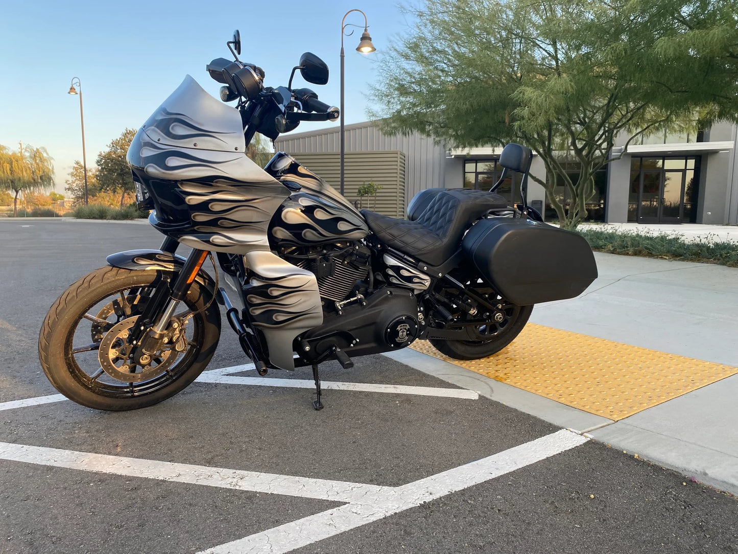 JD CUSTOMS 9.5inch paintable fiber glass shield