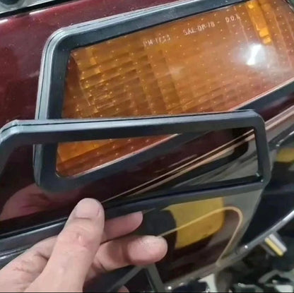 FXRT/FXRP RUBBER BLINKER TRIM